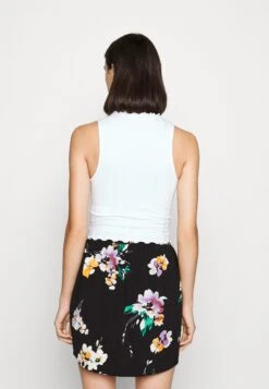 2 Pack - Top - Black/White -Stijl Verkoop 02b3a0575a07446484ba81304c7cf53c