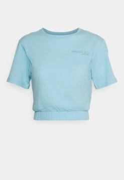 T-Shirt Basic - Light Blue -Stijl Verkoop 0400cf19859044bdaab02732c78246d4