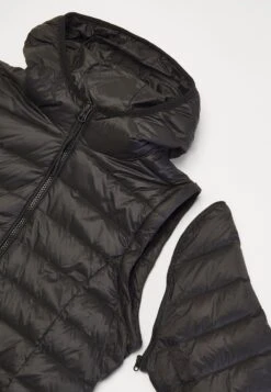 Even&Odd Gewatteerde Jas - Black -Stijl Verkoop 1534a223cf6d443fbcfd420b6c07cb6b