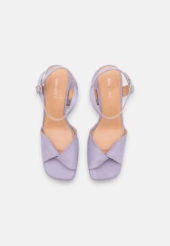 Sandalen Met Plateauzool - Lilac 11 Sandalen Met Plateauzool - Lilac -Stijl Verkoop 19820954c09e4d9d966bdd5aca043159