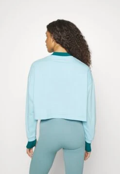 Sweater - Light Blue 9 Sweater - Light Blue -Stijl Verkoop 19ba33860f25440fab4de158efe1bd23