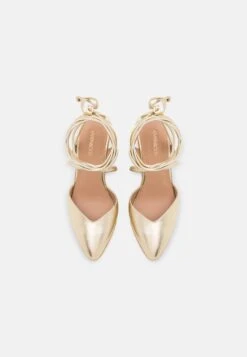 Sandalen Met Plateauzool - Gold -Stijl Verkoop 39b22c0c70f84f86ae45a29cf7585139