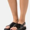 Even&Odd Sandalen Met Plateauzool - Black