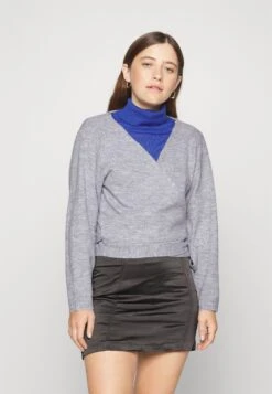 Vest - Mottled Light Grey