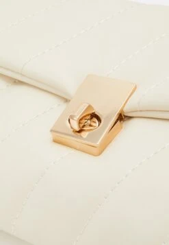 Even&Odd Clutch - Offwhite 9 Even&Odd Clutch - Offwhite -Stijl Verkoop 8f5df142527d45a1ab798c224e99b618