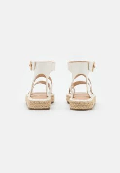 Sandalen Met Plateauzool - White -Stijl Verkoop a95f9a4e1f624ad6a52b6e5f58d2044d