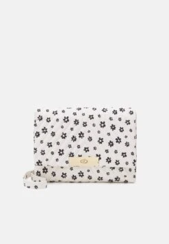 Even&Odd Handtas - Off-White