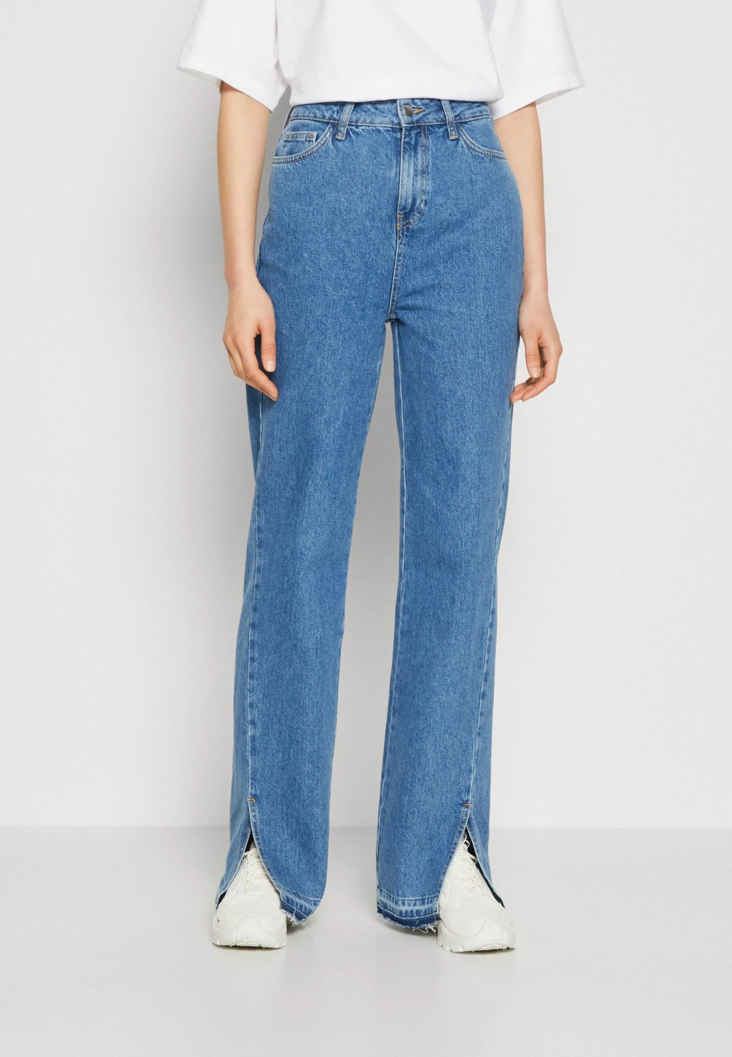 Even&Odd Straight Leg Jeans - Light Blue Denim 1 Even&Odd Straight Leg Jeans - Light Blue Denim