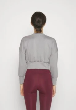 Sweater - Grey -Stijl Verkoop d11dd3130e044461a3ad03fc4dacc30e