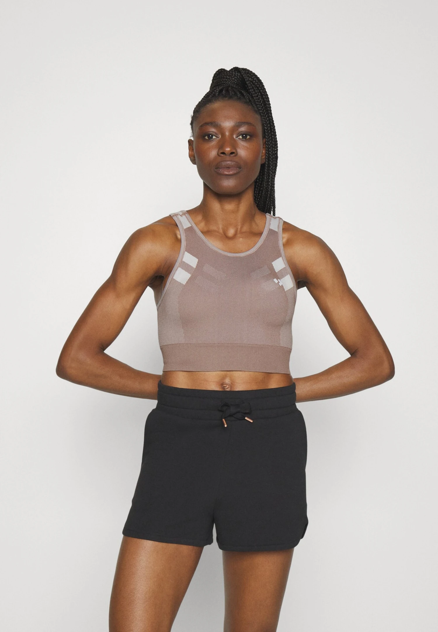 Sport-Bh Met Medium Support - Taupe 1 Sport-Bh Met Medium Support - Taupe